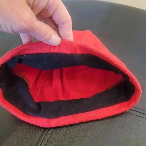 REI Kids Cherry Red Poly/Spandex Fleece Lined Skull Cap Beanie - Picture 3 of 5